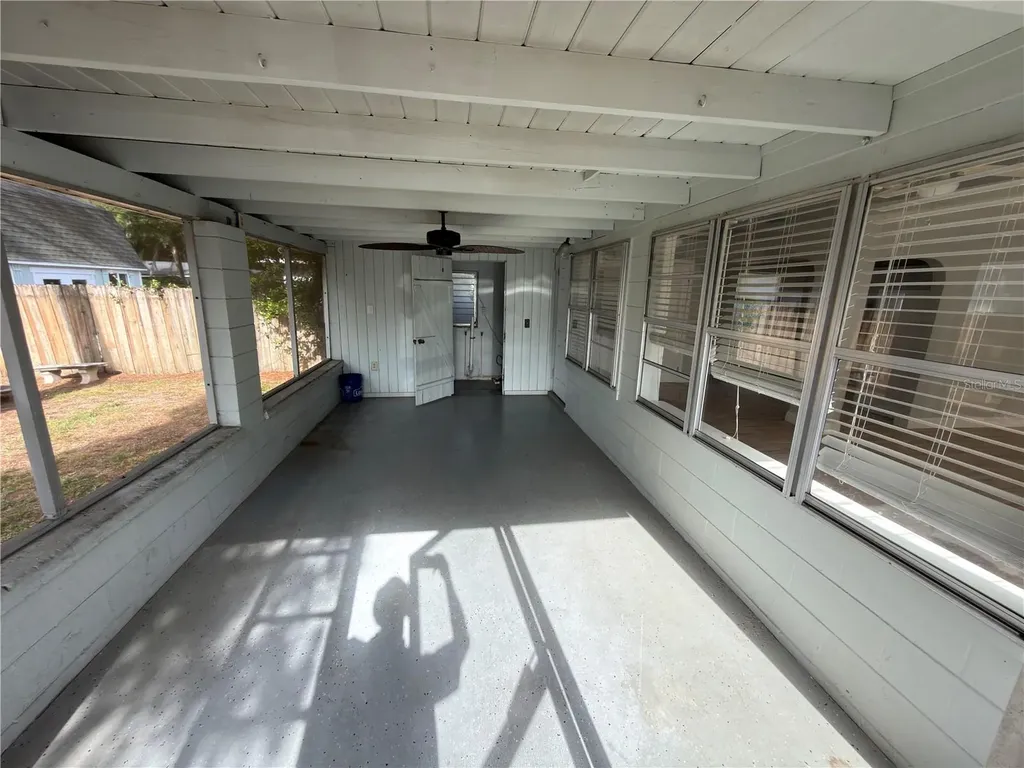 111 S Rhodes Street Mount Dora FL 32757