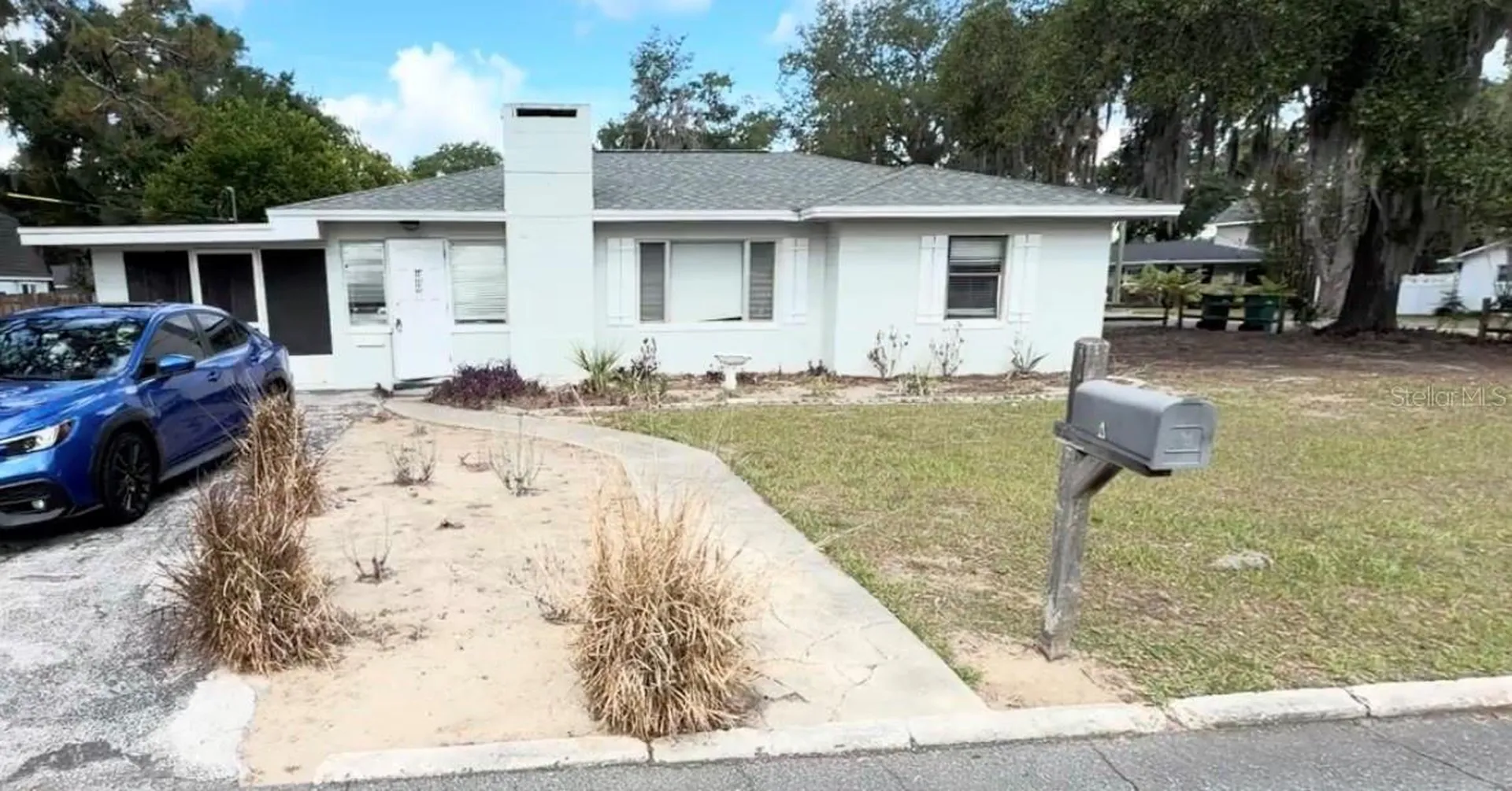 111 S Rhodes Street Mount Dora FL 32757