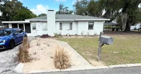 111 S Rhodes Street Mount Dora FL 32757