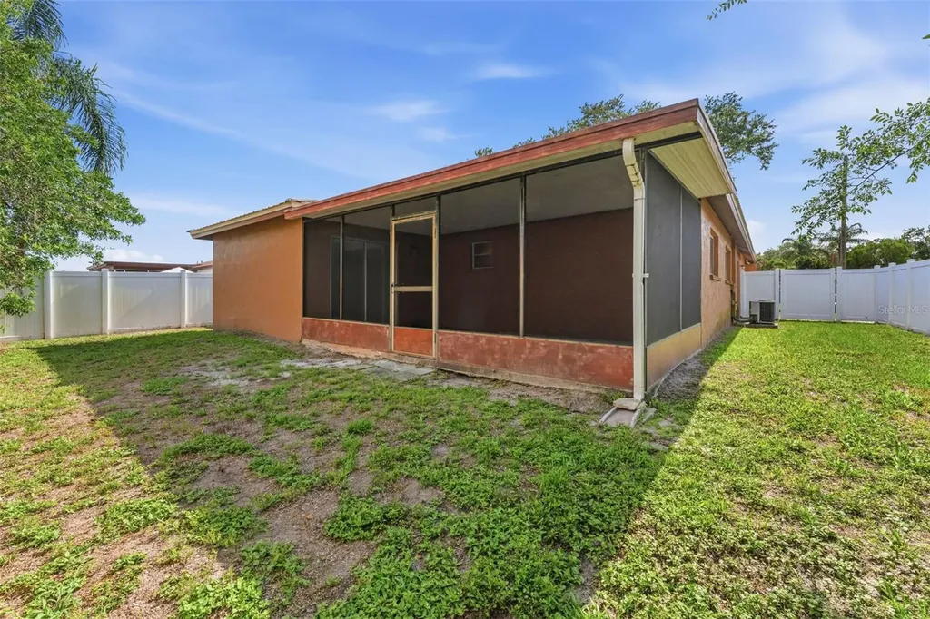 611 Tangerine Drive Oldsmar FL 34677