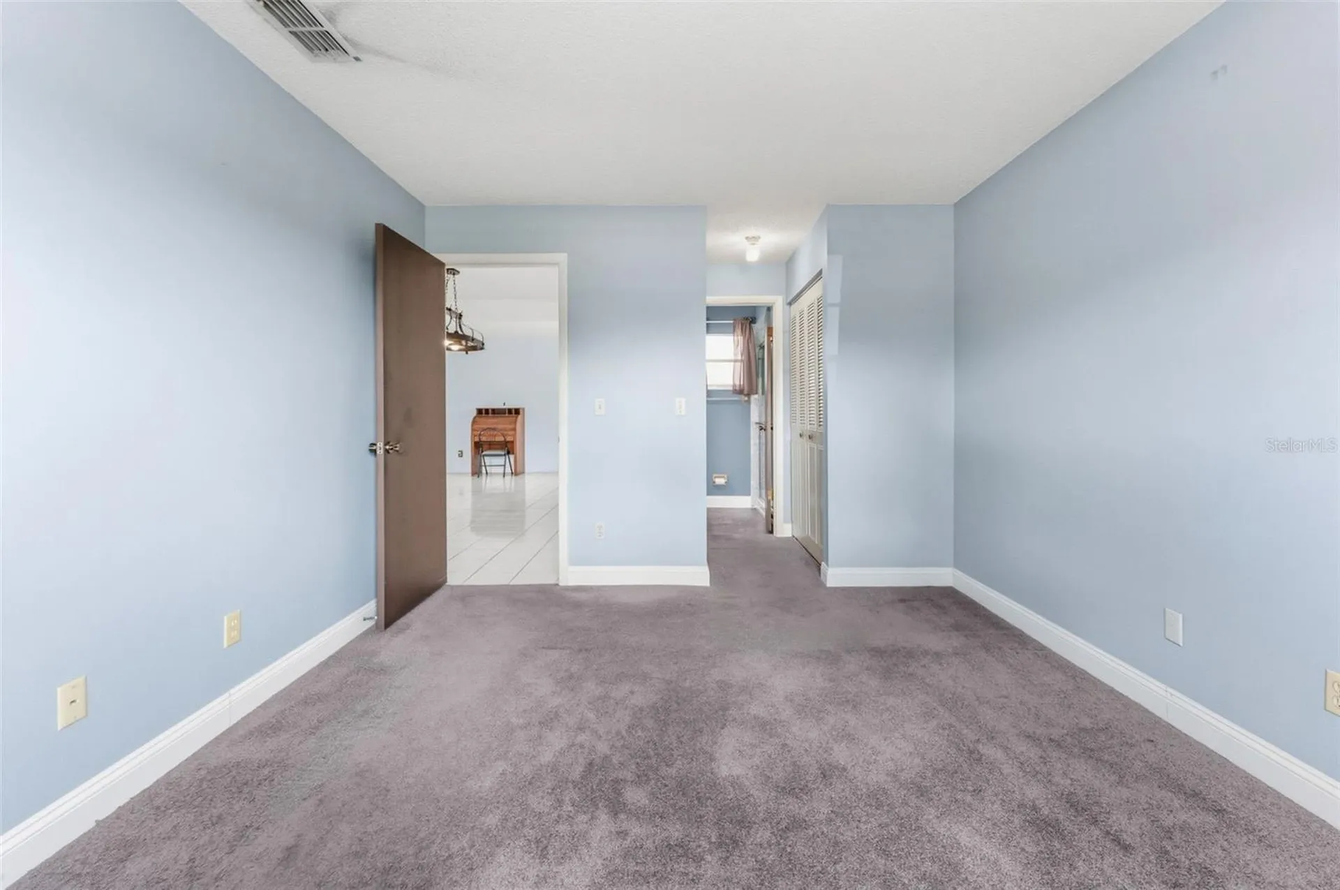 611 Tangerine Drive Oldsmar FL 34677