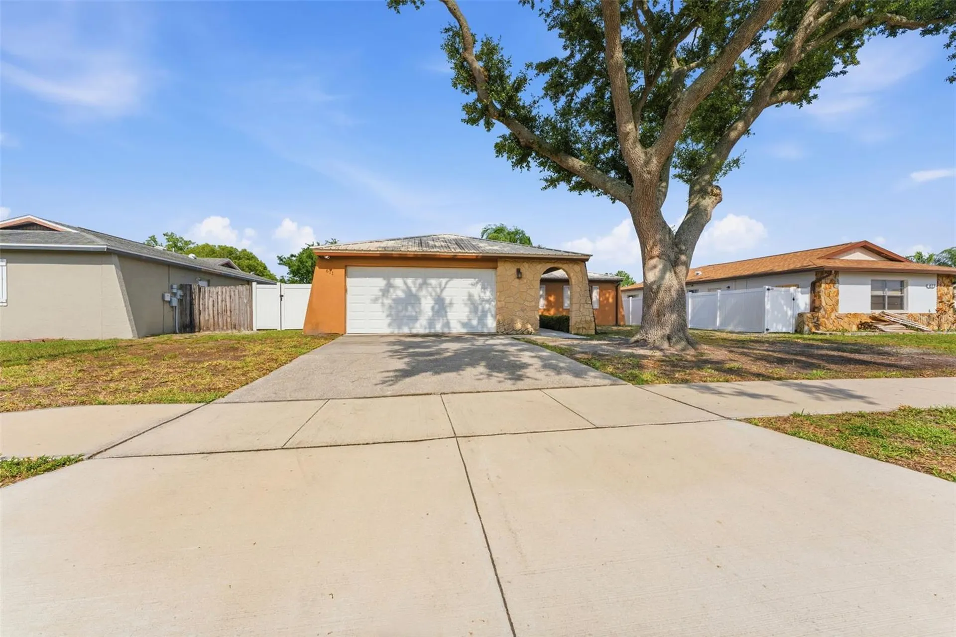 611 Tangerine Drive Oldsmar FL 34677