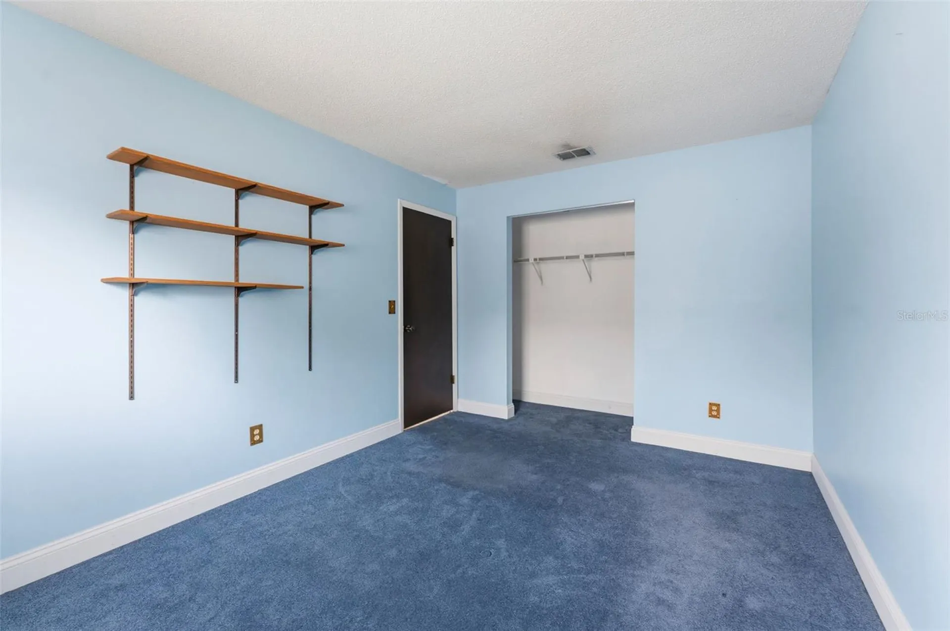 611 Tangerine Drive Oldsmar FL 34677