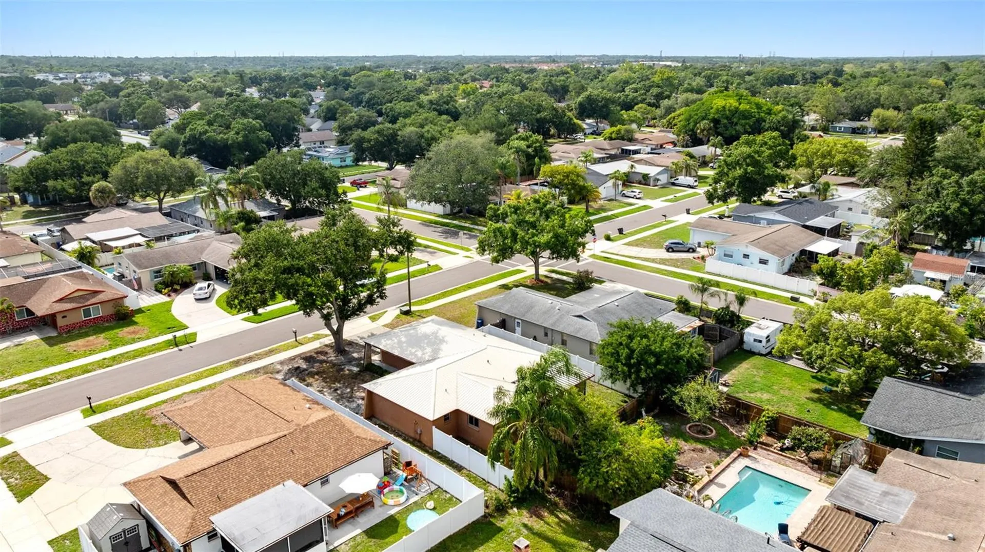 611 Tangerine Drive Oldsmar FL 34677