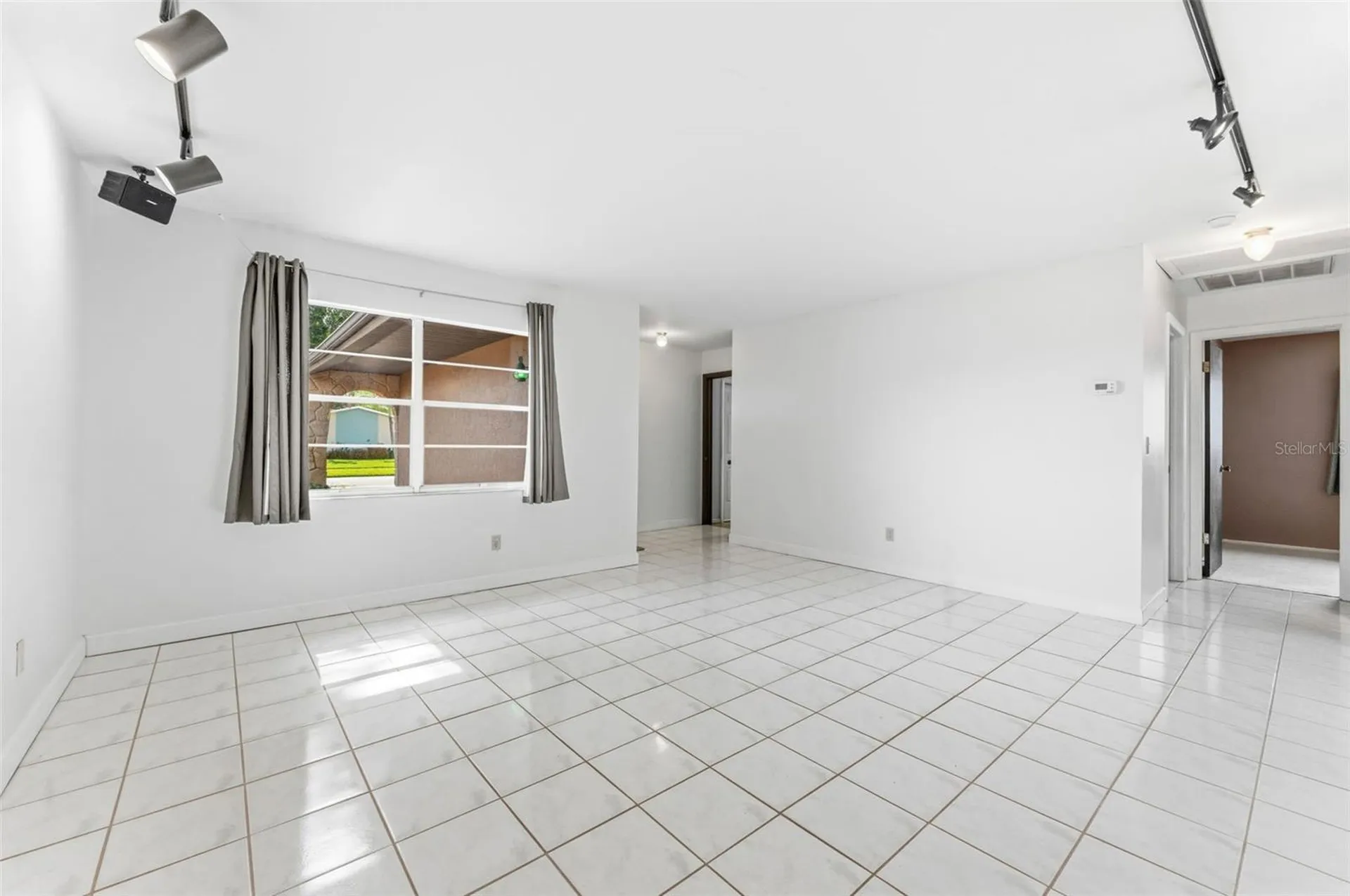611 Tangerine Drive Oldsmar FL 34677