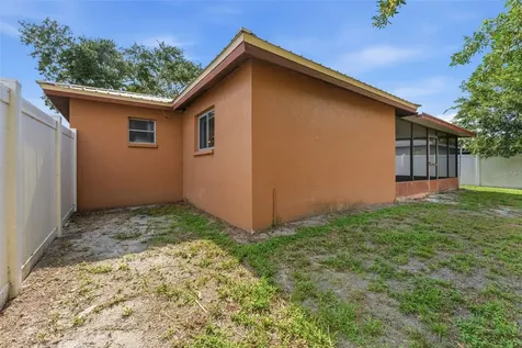 611 Tangerine Drive Oldsmar FL 34677