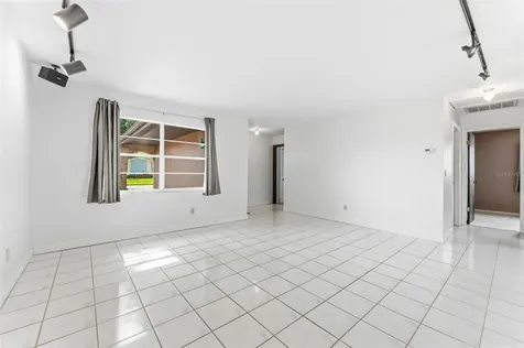 611 Tangerine Drive Oldsmar FL 34677