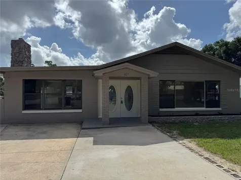 107 N Galena Avenue Minneola FL 34715