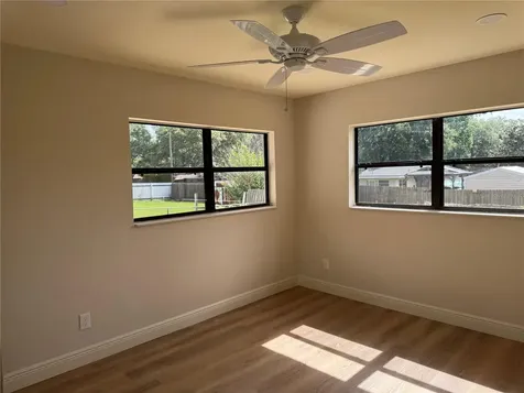 107 N Galena Avenue Minneola FL 34715