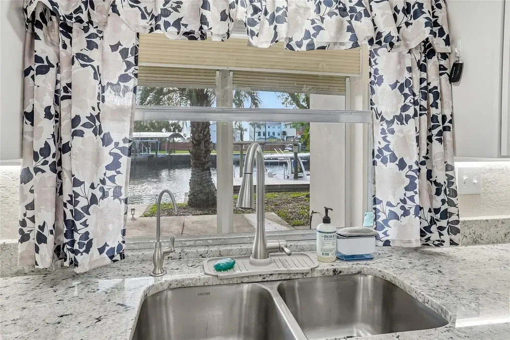 3332 Gulf Winds Circle Hernando Beach FL 34607