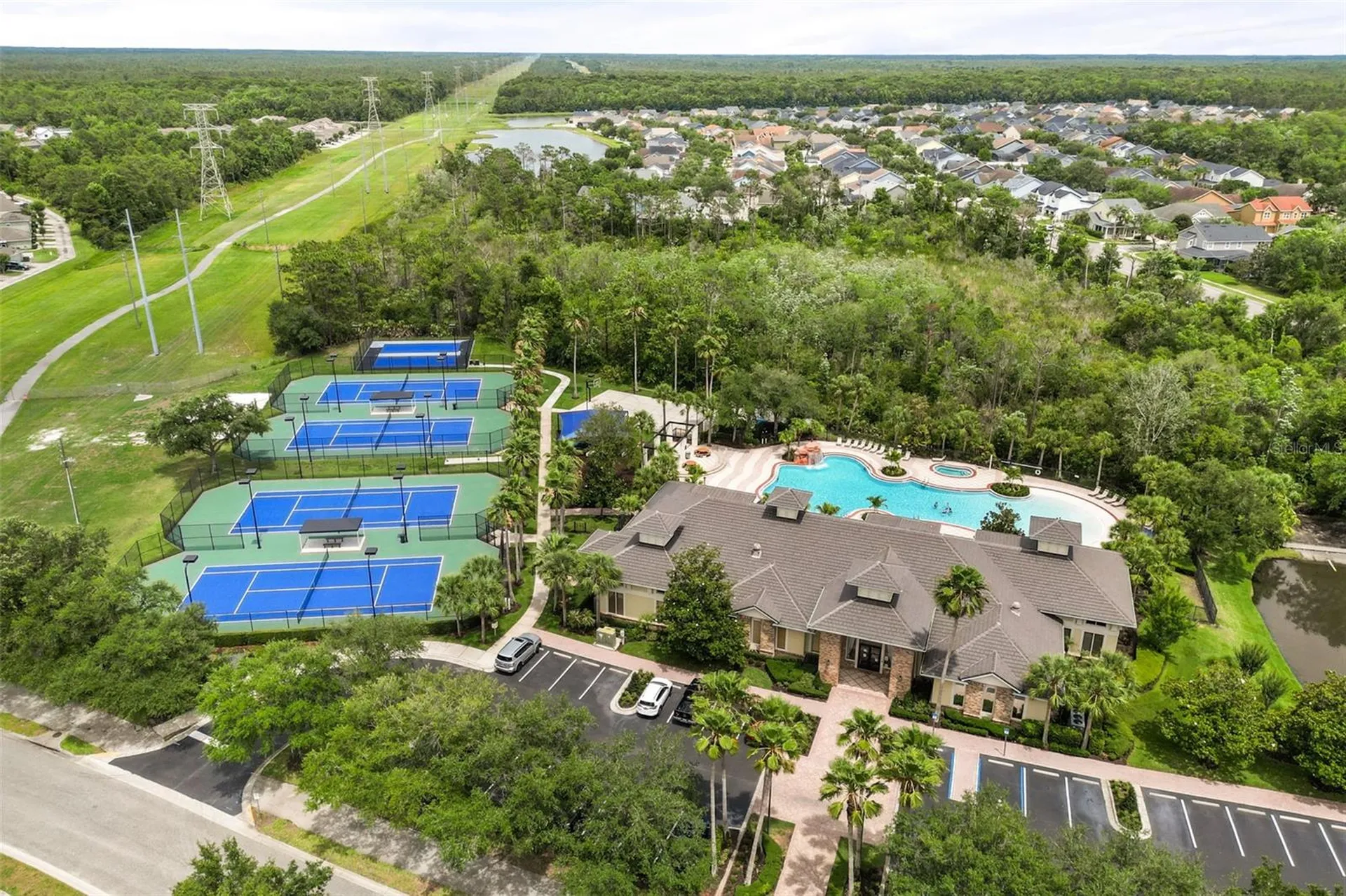 14432 Clarkson Drive Orlando FL 32828