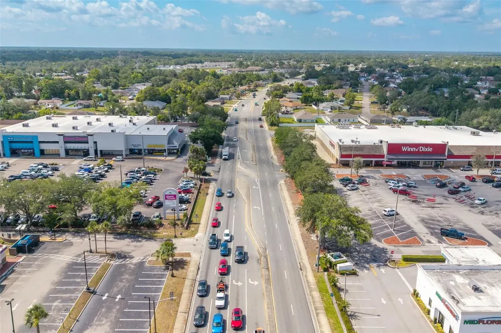 1492 Mariner Boulevard Spring Hill FL 34609