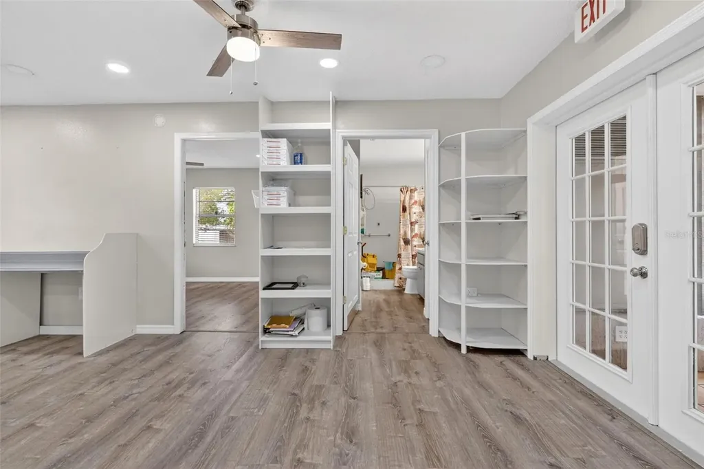 1492 Mariner Boulevard Spring Hill FL 34609