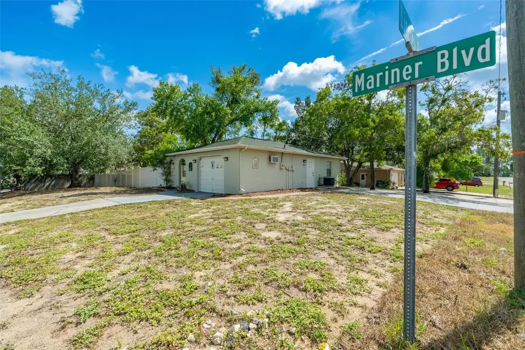 1492 Mariner Boulevard Spring Hill FL 34609