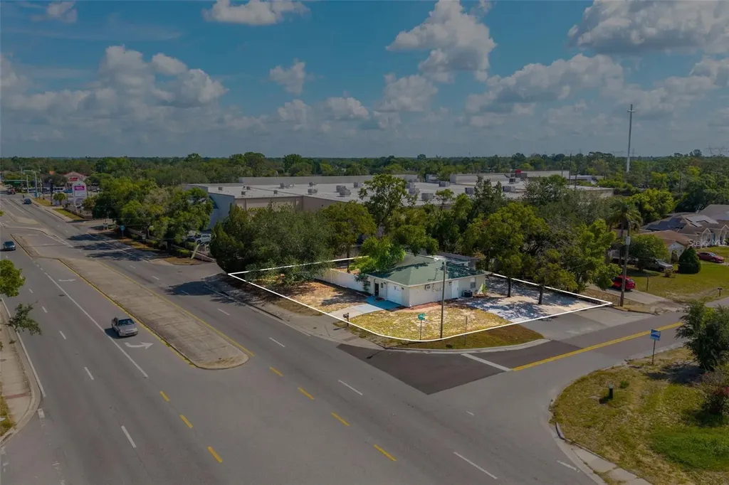 1492 Mariner Boulevard Spring Hill FL 34609