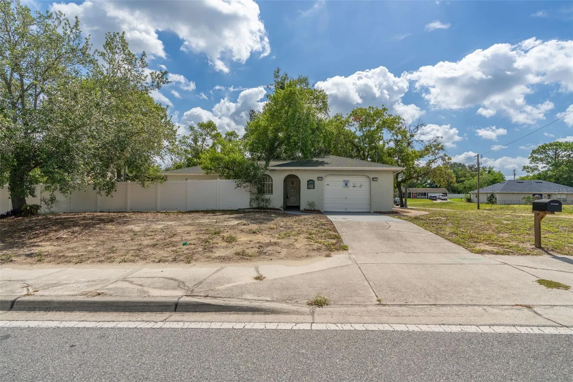 1492 Mariner Boulevard Spring Hill FL 34609