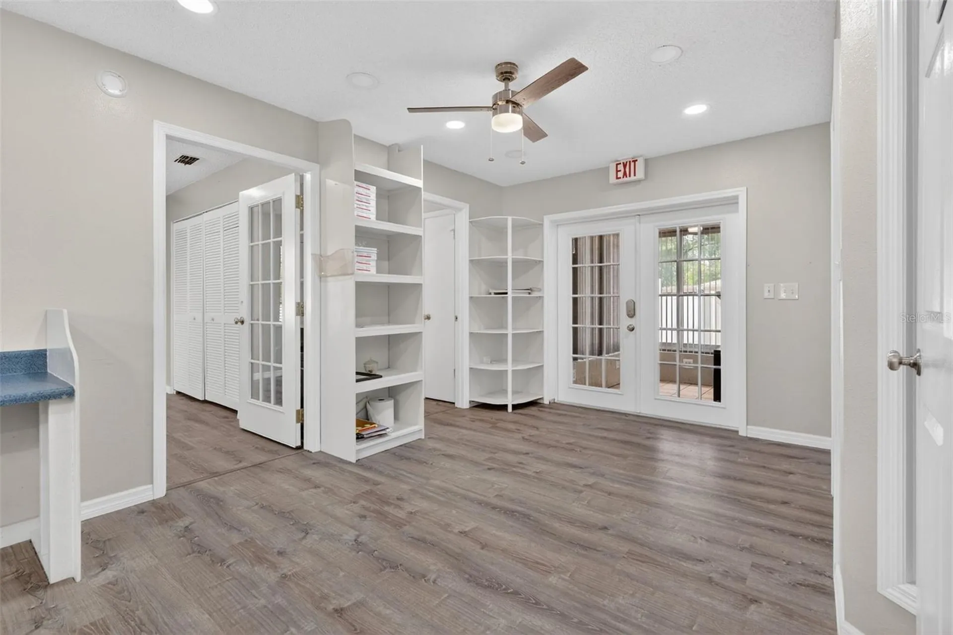 1492 Mariner Boulevard Spring Hill FL 34609