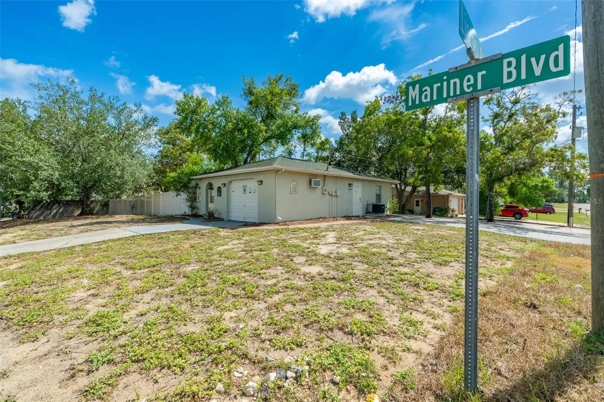 1492 Mariner Boulevard Spring Hill FL 34609