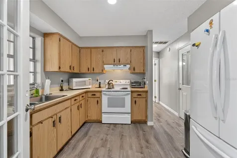 1492 Mariner Boulevard Spring Hill FL 34609