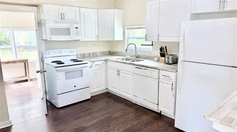 1016 Rosery Road NW Largo FL 33770