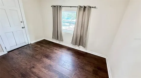 1016 Rosery Road NW Largo FL 33770