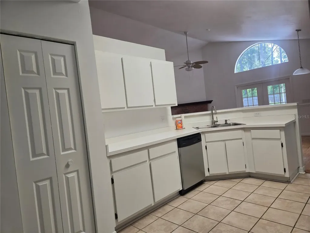 4201 NW 23rd Terrace Gainesville FL 32605