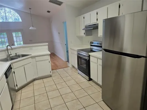 4201 NW 23rd Terrace Gainesville FL 32605