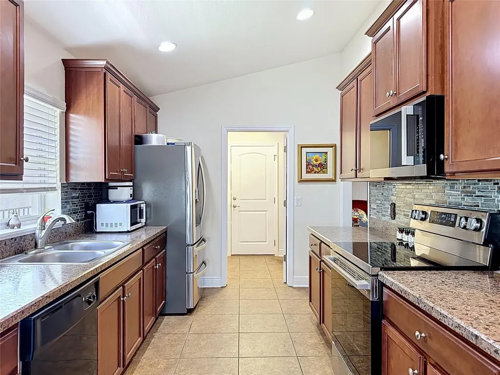 10821 Standing Stone Drive Wimauma FL 33598