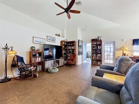 10821 Standing Stone Drive Wimauma FL 33598