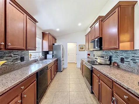 10821 Standing Stone Drive Wimauma FL 33598