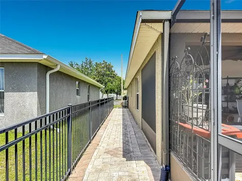 10821 Standing Stone Drive Wimauma FL 33598