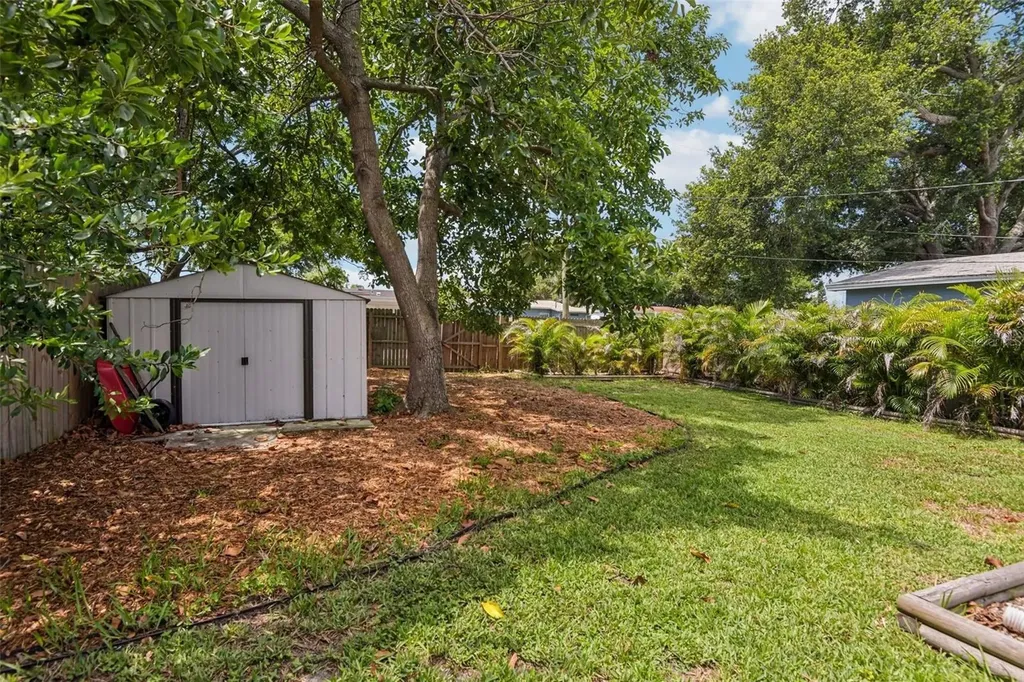 4218 6th Avenue N St Petersburg FL 33713