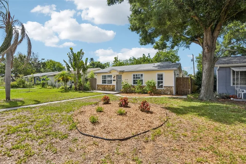 4218 6th Avenue N St Petersburg FL 33713