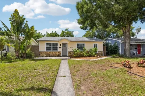 4218 6TH Avenue N St Petersburg FL 33713