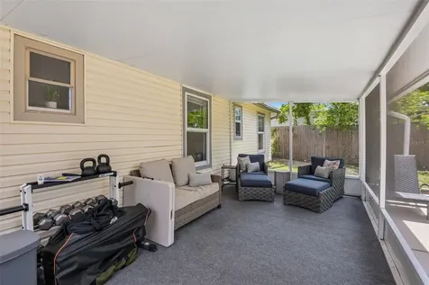 4218 6th Avenue N St Petersburg FL 33713