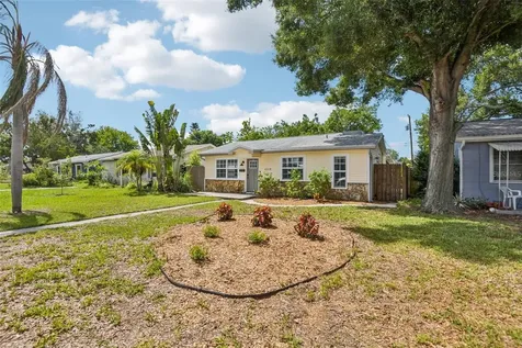 4218 6th Avenue N St Petersburg FL 33713