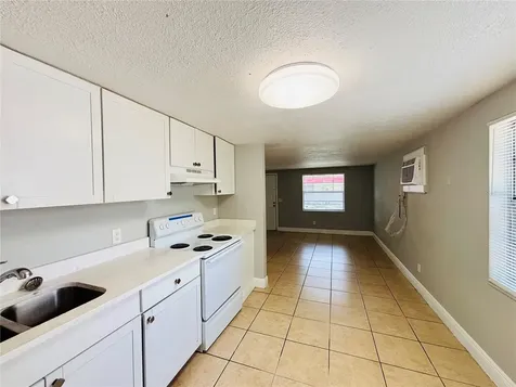 11733 N 12th Street Tampa FL 33612
