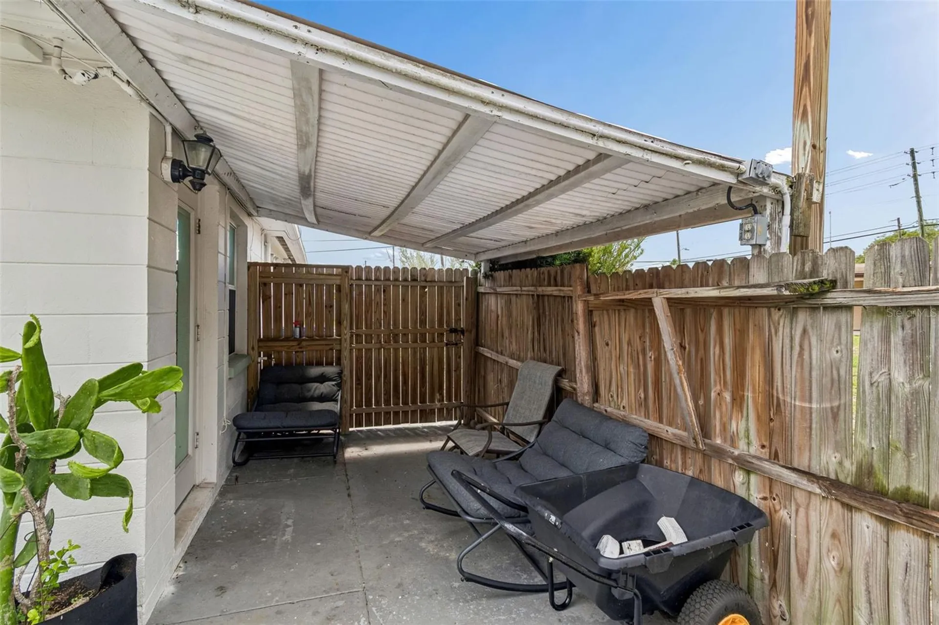 2440 Arcadia Road Holiday FL 34690