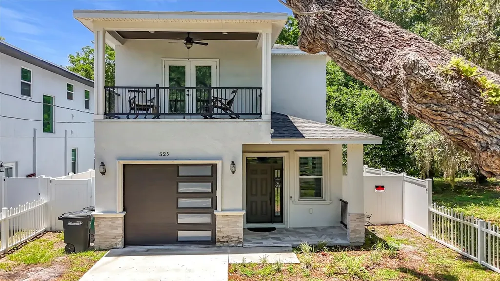 525 Elm Street Safety Harbor FL 34695
