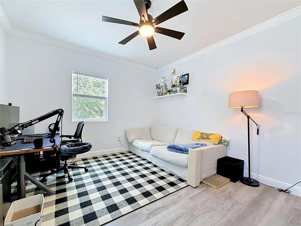 525 Elm Street Safety Harbor FL 34695