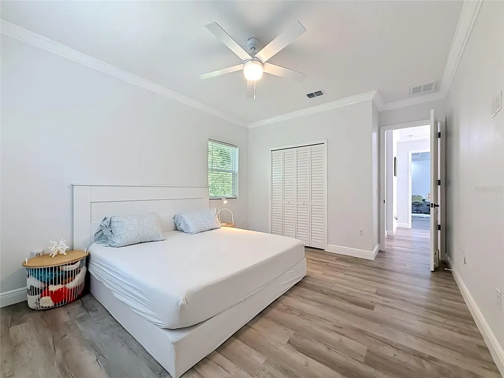 525 Elm Street Safety Harbor FL 34695