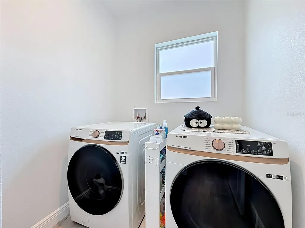 525 Elm Street Safety Harbor FL 34695