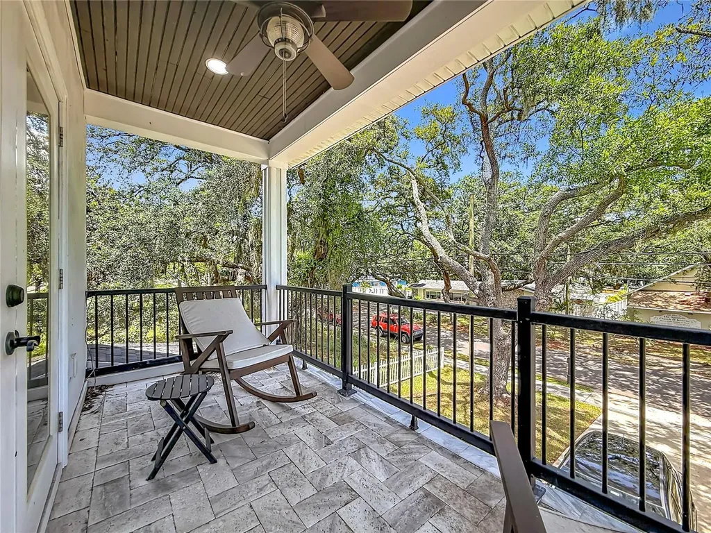 525 Elm Street Safety Harbor FL 34695