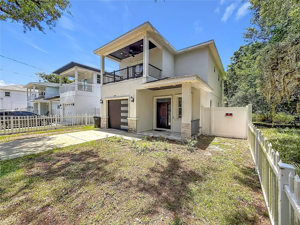 525 Elm Street Safety Harbor FL 34695