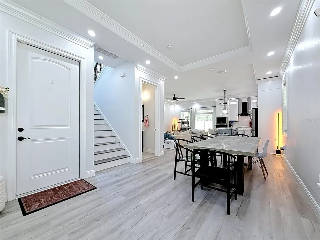 525 Elm Street Safety Harbor FL 34695
