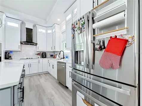 525 Elm Street Safety Harbor FL 34695