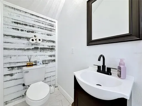525 Elm Street Safety Harbor FL 34695