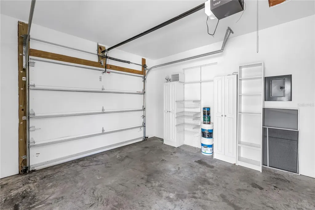 348 11th Avenue NE St Petersburg FL 33701
