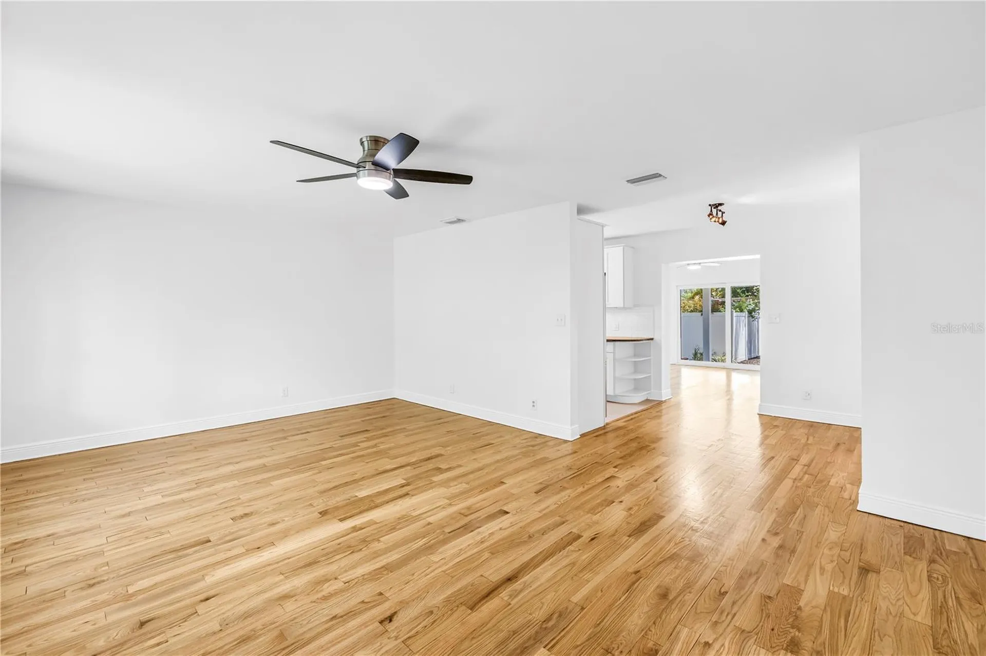 348 11th Avenue NE St Petersburg FL 33701
