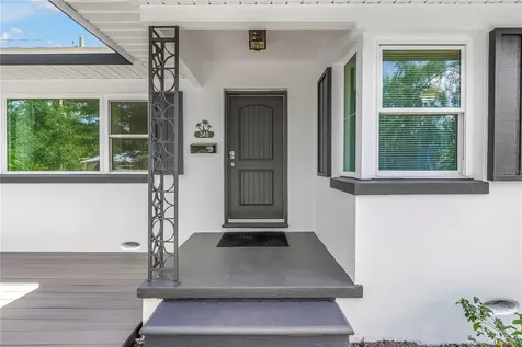 348 11th Avenue NE St Petersburg FL 33701